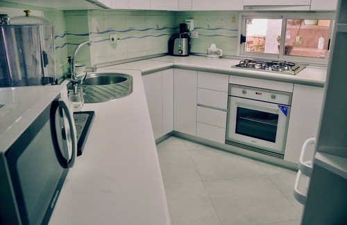 Cala Reona House | House Cala Reona West 10 pers. garden. BBQ, wifi, heated 50m from the beach