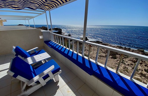 Cala Reona House | House Cala Reona West 10 pers. garden. BBQ, wifi, heated 50m from the beach