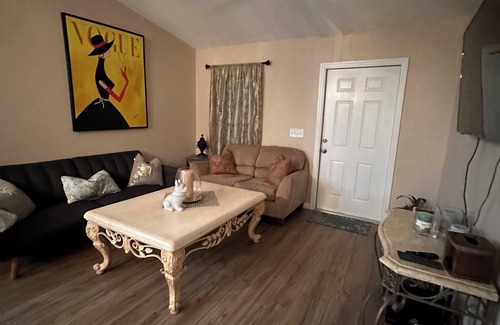 Fort Myers House | House centrally