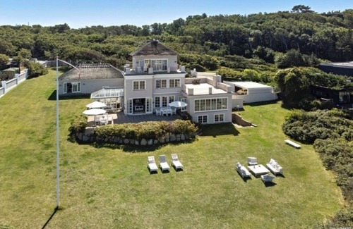 Udsholt Villa | House directly by the sea. A lovely house for the whole family.