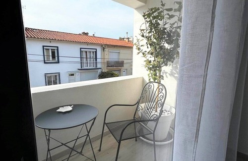 Sant-Vicens House | House for 6 people, 3 bedrooms, 2 bathrooms, 3 WCs, swimming pool, air conditioning and mosquito nets.