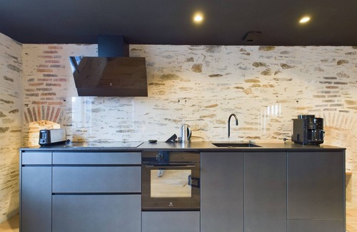 Saint-Gilles-Croix-de-Vie Ski Chalet | House Floréal in the heart of St-Gilles for 6 - Jacuzzi