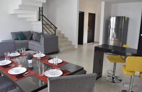 Cancun House | House full of life with pool.