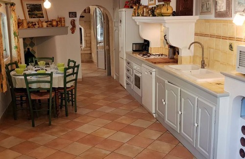 Orange Villa | House idyllic and relaxing setting not far from Orange - by feelluxuryholidays
