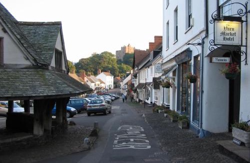 Dunster Apartment | House in historic village - Sleeps 6