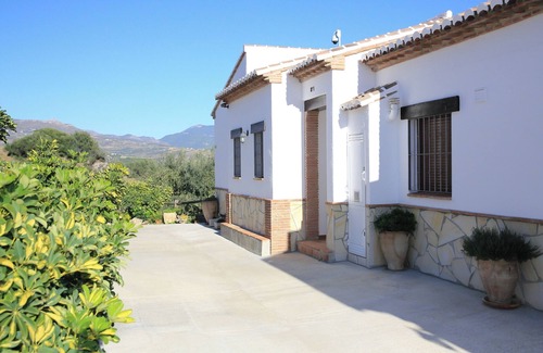 Vinuela House | House in Huetor, perfect for Rural Tourism in Andalusia Spain