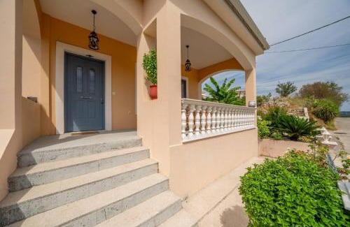 Eleios-Pronnoi House | House Kochyli