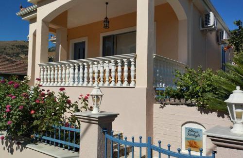 Eleios-Pronnoi House | House Kochyli