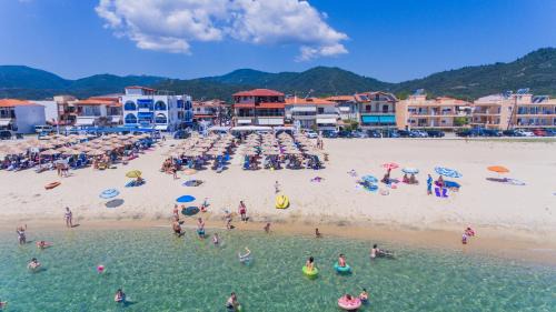 Sarti Apartment | House Kostas on the beach
