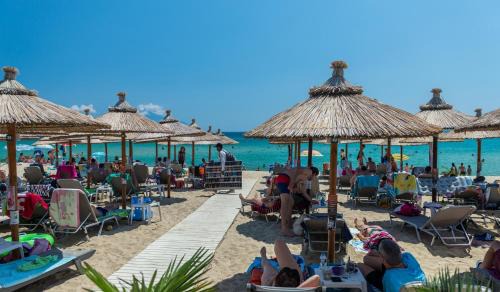 Sarti Apartment | House Kostas on the beach
