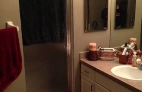 Port Richey House | House - Master Suite with Jacuzzi tub - next to a Preserve. Community Pool