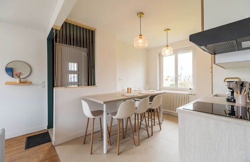 Guingamp House | House near town center with garden