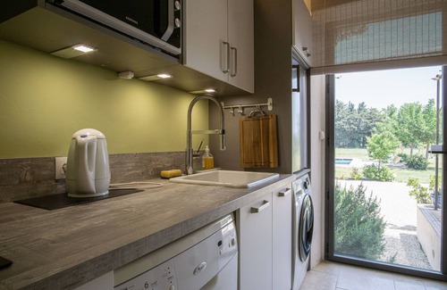 L'Isle-sur-la-Sorgue House | House of the Bandine
