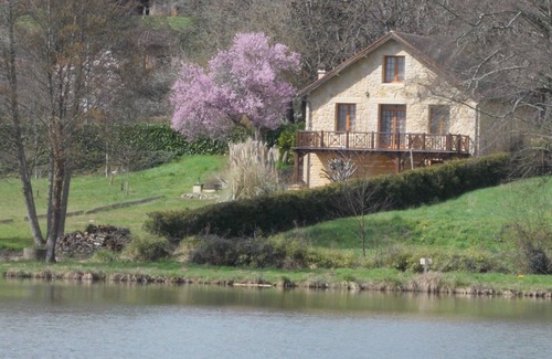 Grolejac House | House on Lac de Grolejac, near Sarlat, Dordogne, France