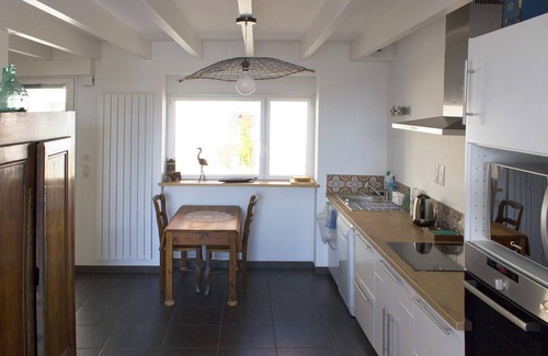 Treffiagat House | House on the beach, direct access to the sea, sea wall and port.