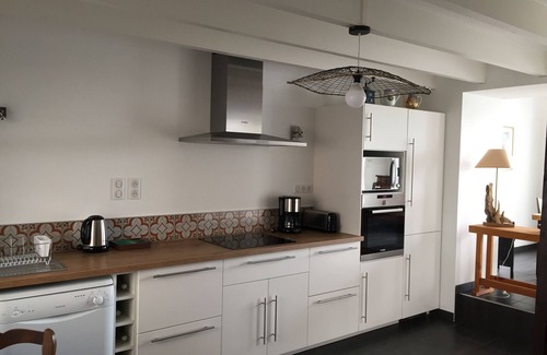 Treffiagat House | House on the beach, direct access to the sea, sea wall and port.