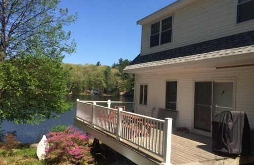 Windham House | House on The Lake Is a peaceful getaway with beautful grounds with stonewalls