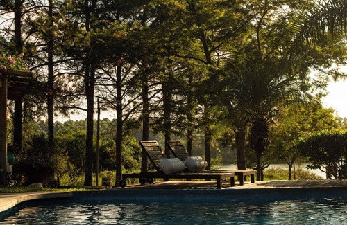 Colonia Ayui House | House on the lake, total relaxation with everything you need, 10' from Concordia.