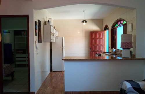 Rio das Ostras House | House one block from the beach and lagoon, Itapebussus forest reserve