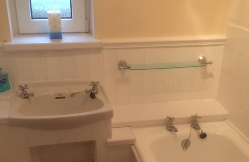 Stockton-on-Tees House | House-Private Bathroom