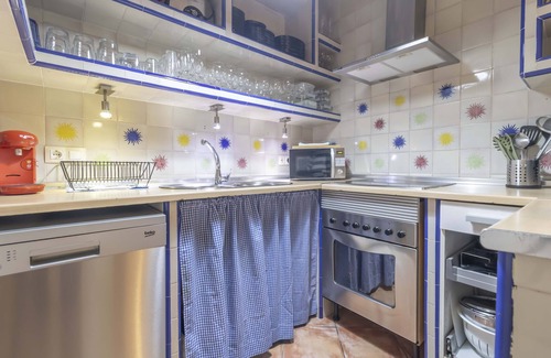 Triana House | House - Rooftop&HOT TUB -StayInSeville 1614ft² 5Be