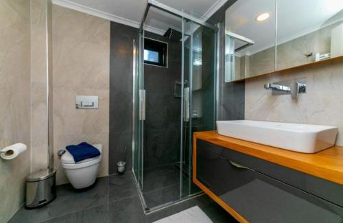 Icmeler House | House Sapphire