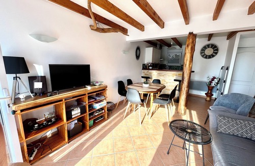 Mouguerre House | House / Villa - Mouguerre