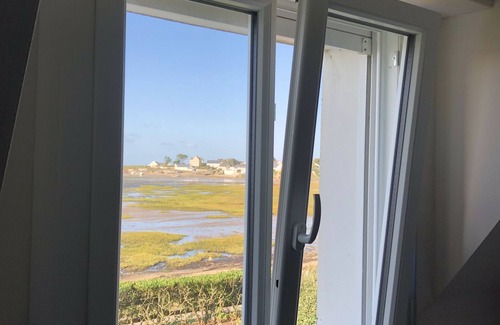 Asserac House | House with exceptional view, direct access to the beach, 12 people