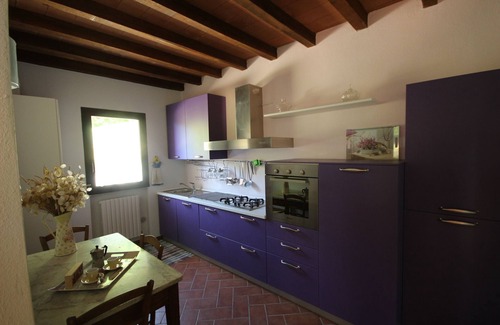Carpineti Villa | HOUSE WITH LARGE GARDEN AND PRIVATE POOL
