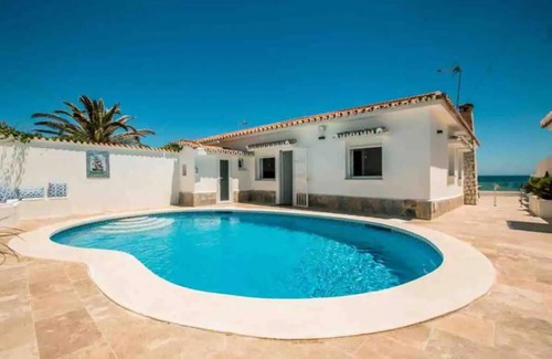 Mijas House | House with pool and private access to the beach!