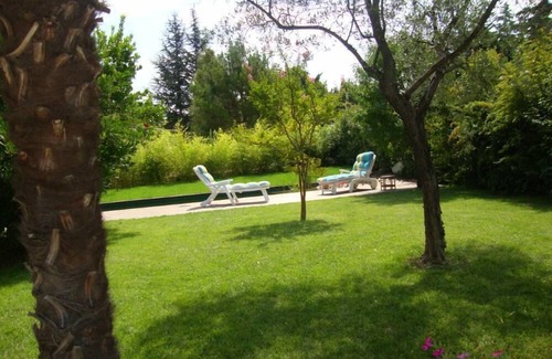 Eguilles House | House with pool in the village of Eguilles