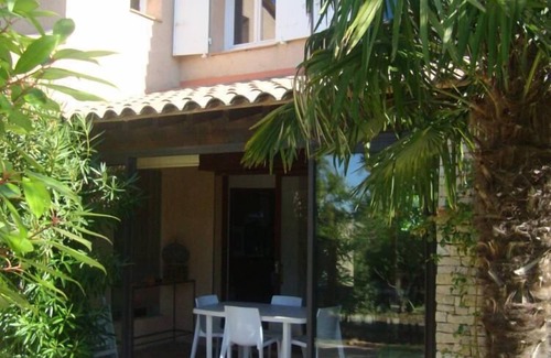 Eguilles House | House with pool in the village of Eguilles
