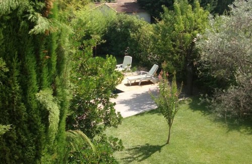 Eguilles House | House with pool in the village of Eguilles