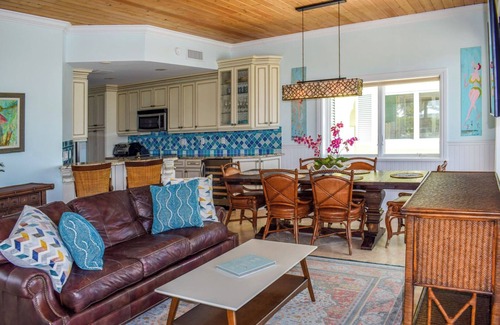 Treasure Cay House | House with Pool, Tiki Bar, and Dock/Boat Slip in Treasure Cay, Abaco