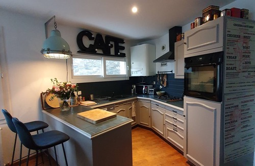 Granville House | House with sea view, 2 steps from Le Hérel beach and town center.