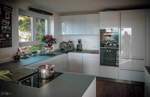 Weil am Rhein House | House with stunning views and private pool