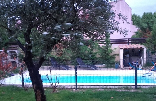 Roquemaure House | House with swimming pool