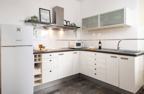 Thessaloniki City Centre Apartment | Houseloft CityView Hagia Sophia