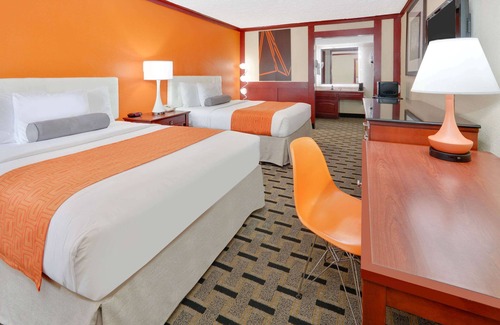 San Marcos Hotel | Howard Johnson by Wyndham San Marcos