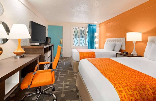 Dover Hotel | Howard Johnson by Wyndham Dover