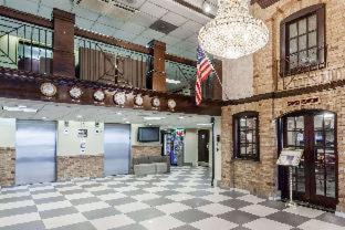 Newark Hotel | Howard Johnson by Wyndham Newark Airport