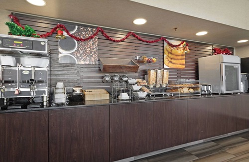 Central Sacramento Hotel | Howard Johnson by Wyndham Sacramento Downtown