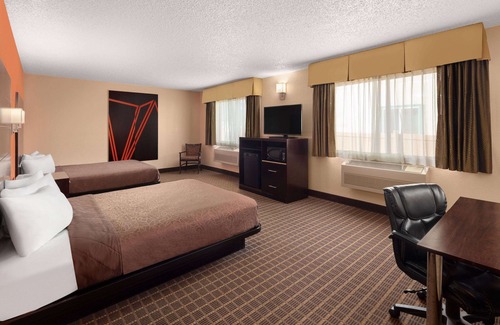 Williams Hotel | Howard Johnson by Wyndham Williams