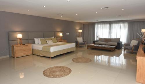 Tristan Suarez Hotel | Howard Johnson Resort & Convention Center Ezeiza