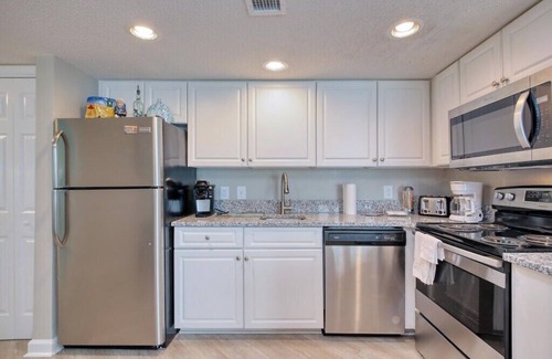 Myrtle Beach Condo | HS-0813 Ocean View 2-Bedroom Condo in Myrtle Beach