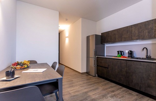 Mestre Apartment | Htm Tower - 1403 Executive Terrazza by Halldis