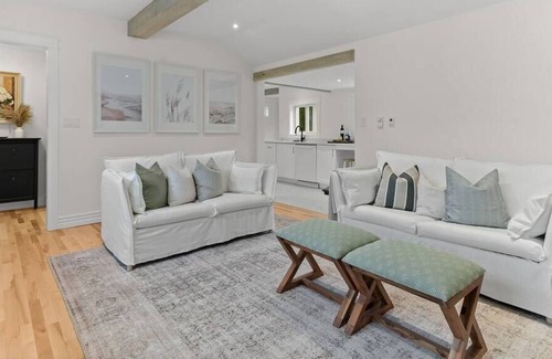 Fox Point House | Hubbards Cozy Convenient Cottage