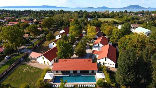 Balatonfenyves Resort | Hubertus Hof Landhotel