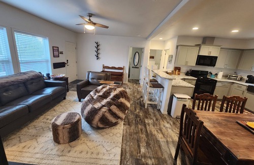 Alto Cabin | Huckleberry Hideaway 3BR/2BA close to Ski Apache and Ruidoso Winter Park