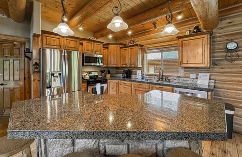 Tamarack Apartment | Huckleberry Lodge .